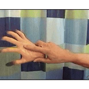 Shower_hand_prank