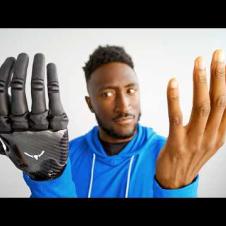 Reviewing a Bionic Hand!