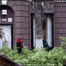 1초만 늦었어도 천당행이 될뻔~~~