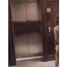 엘리베이터 장난