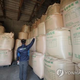 매년 쌀 28만t 남아돈다…한국 60만 대군의 8년치 식량