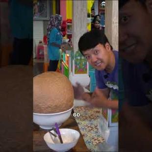 Eating World’s BIGGEST MEATBALL in Indonesia #shorts