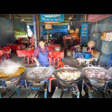 Extreme Thai Street Food - JACUZZI MEAT PARADISE! | Hat Yai (หาดใหญ่), Thailand