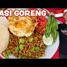 Indonesian Street Food 🇮🇩  NASI GORENG RECIPE - Fried Rice!! | Street Food at Home Ep. 3