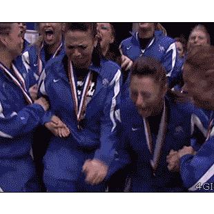 Crazy-cheerleaders-reaction