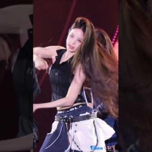 긴 머리카락 제어하는 방지민 비주얼 #BANGJEEMIN #izna #방지민 #이즈나