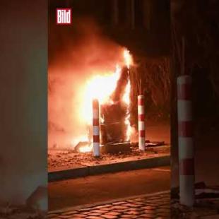 [독일 Bild紙] E-Auto-Ladesäule in Flammen #shorts