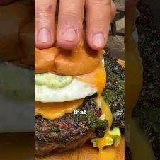 London’s Most EXTREME Burger: ENTIRE Tomahawk Steak Inside! 🔥