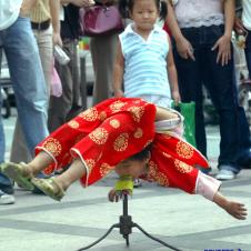 중국의 곡예소녀