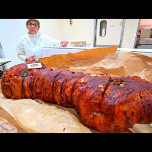 Food in Italy - PORCHETTA KING of ITALY!! Italian Food in Rome : World's BEST Porchetta Factory!!