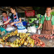 Street Food MEAT SWEATS!! 🥩 Roadside BREAKFAST in Chiang Mai! | ลาบเนื้อดิบ