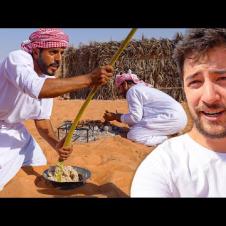 Bedouin Cook and Survive EXTREME HEAT (no rain in years) 🇴🇲 Food in Oman's HOT Desert!
