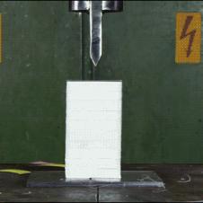 Splitting 10 decks of cards with a hydraulic press is satisfying.