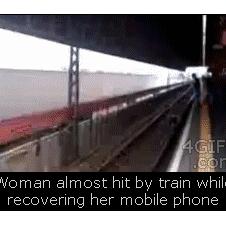 Train-tracks-near-miss-close-call
