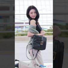 재계약 하고 패션위크 가는 유나 공항룩 #YUNA #ITZY