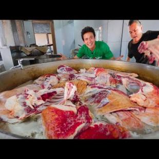 Unbelievable Chinese Food - JACUZZI MUTTON in Xi’an, China!!