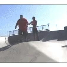 Skateboarder-fail-splits