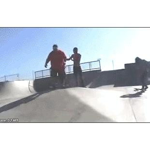 Skateboarder-fail-splits