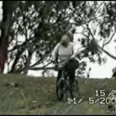 할머니의 자전거 타기