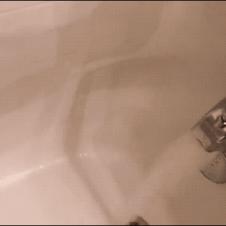 Bathtub faucet malfunction
