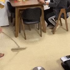 엄마한태 맞고 싶거든 이런장난 하거라