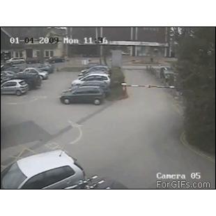 주차장 게이트 고장