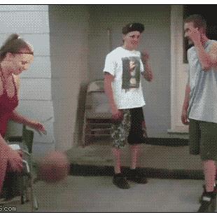 의자 덩크슛 실패