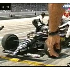 Indyrace pitcrew accident