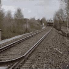 Train tracks loop