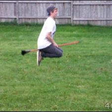 Trampoline-broom-Quidditch
