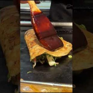 Okonomiyaki at a Local Izakaya in Osaka Japan #shorts