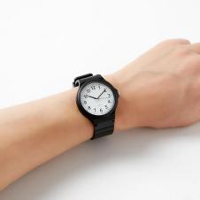 현재 가장 정밀한 부속으로 만들어진 손목시계