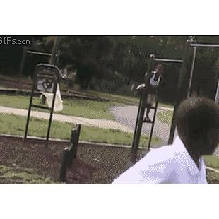 놀이터 철봉 백브레이커